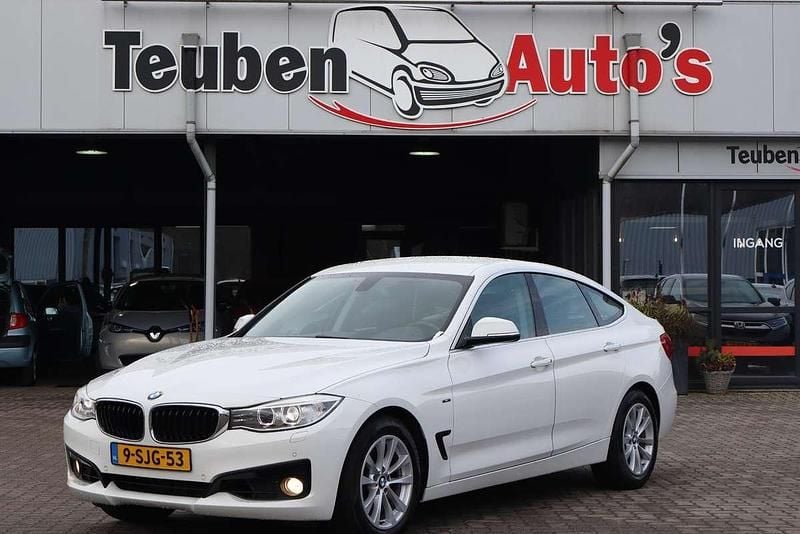 Wit Occasion 2013 BMW 320 Gran Turismo Executive Hatchback | € 14.985 (Eerlijke prijs) - Afbeelding 1/4