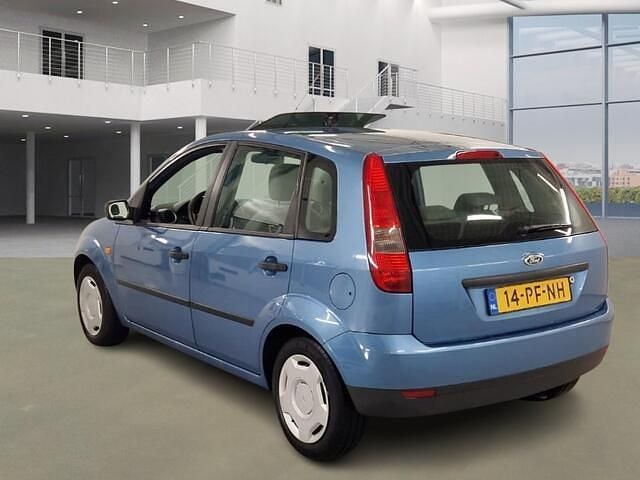 Occasion Ford Fiesta 69 PK (50 kW) 2004 Blauw Hatchback