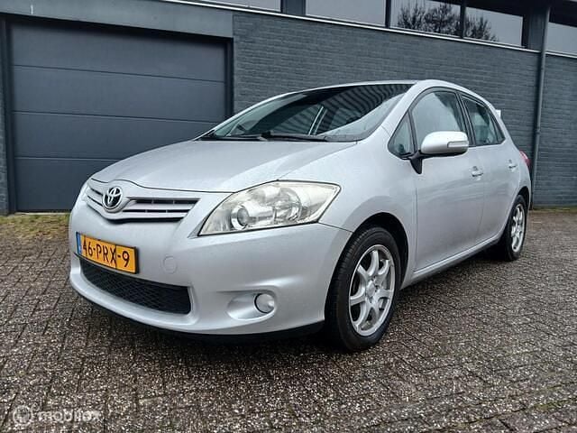 Grijs Occasion 2011 Toyota Auris Hatchback | € 4.999 (Eerlijke prijs) - Afbeelding 1/4