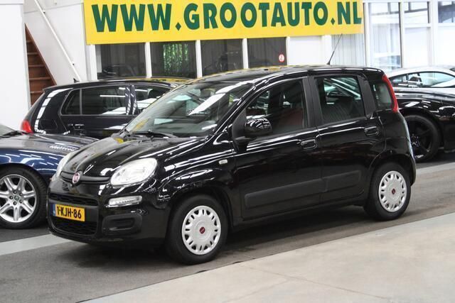 Zwart Gebruikt 2013 Fiat Panda Easy Hatchback | € 3.244 (Goede deal) - Afbeelding 1/4