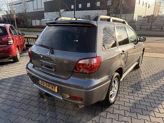 Occasion Mitsubishi Outlander Invite+ 136 PK (100 kW) 2006 Grijs SUV