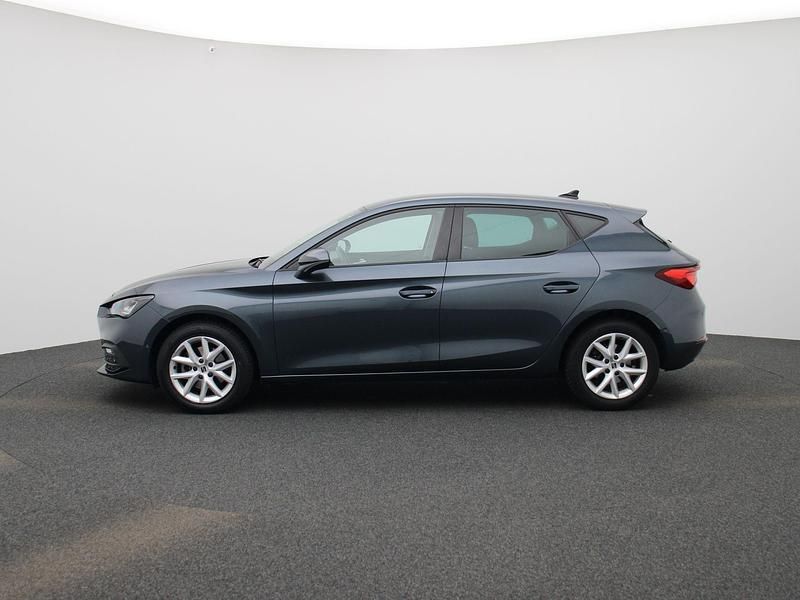 Occasion Seat Leon Business 110 PK (80 kW) 2022 Grijs Stationwagen