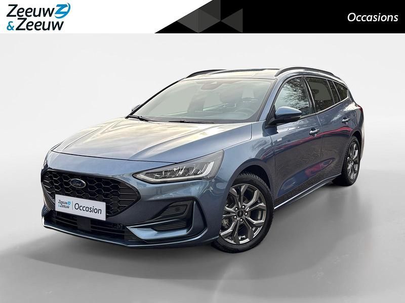 Chrome blue Occasion 2023 Ford Focus ST-Line Stationwagen | € 22.440 (Goede deal) - Afbeelding 1/4