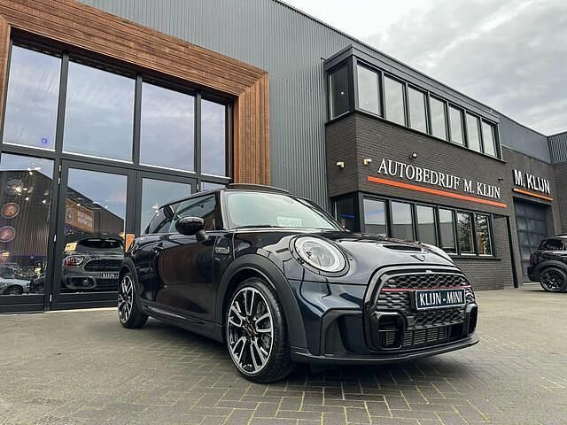 Zwart Gebruikt 2021 Mini John Cooper Works Hatchback | € 32.750 (Iets duurder) - Afbeelding 1/4