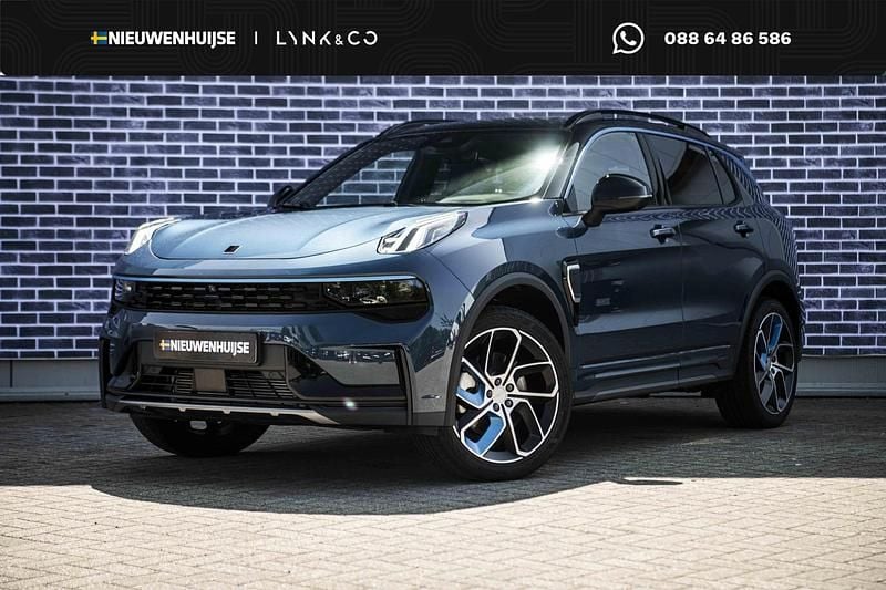 Blauw Gebruikt 2023 Lynk & Co 01 SUV | € 27.694 (Eerlijke prijs) - Afbeelding 1/1