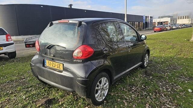 Occasion Toyota Aygo 68 PK (50 kW) 2008 Zwart Hatchback