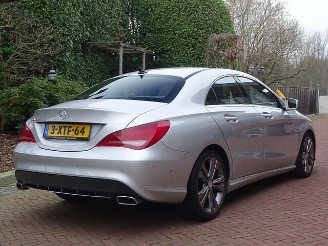 Occasion Mercedes CLA180 122 PK (89 kW) 2014 Grijs Sedan