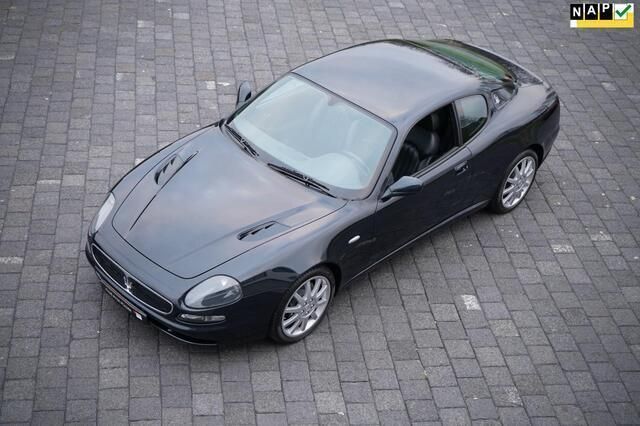 Groen, metallic lak Gebruikt 2001 Maserati 3200 GT Coupé | € 32.900 - Afbeelding 1/4