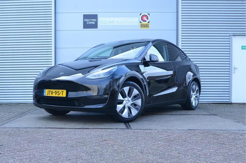 Zwart Occasion 2026 Tesla Model Y Long Range AWD SUV | € 41.499 (Eerlijke prijs) - Afbeelding 1/4