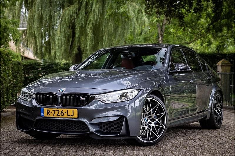 Grijs Gebruikt 2017 BMW M3 Comfort Edition Sedan | € 49.750 (Goede deal) - Afbeelding 1/4