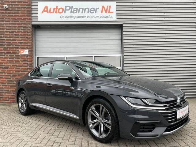Grijs Gebruikt 2020 VW Arteon R Sedan | € 24.544 (Eerlijke prijs) - Afbeelding 1/4