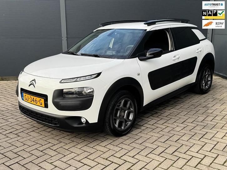 Occasion 2015 Citroën C4 Cactus Shine Hatchback | € 9.950 (Eerlijke prijs) - Afbeelding 1/4