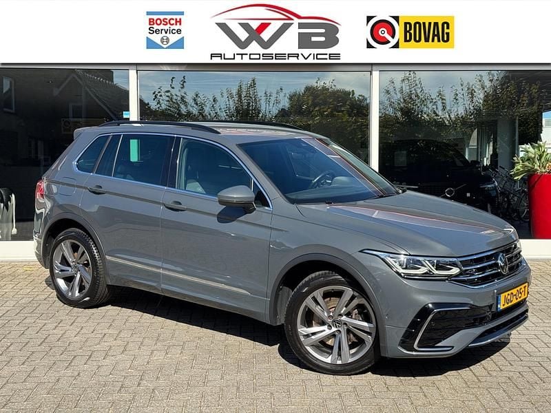 Grijs Gebruikt 2022 VW Tiguan R-line SUV | € 29.949 (Super prijs) - Afbeelding 1/4
