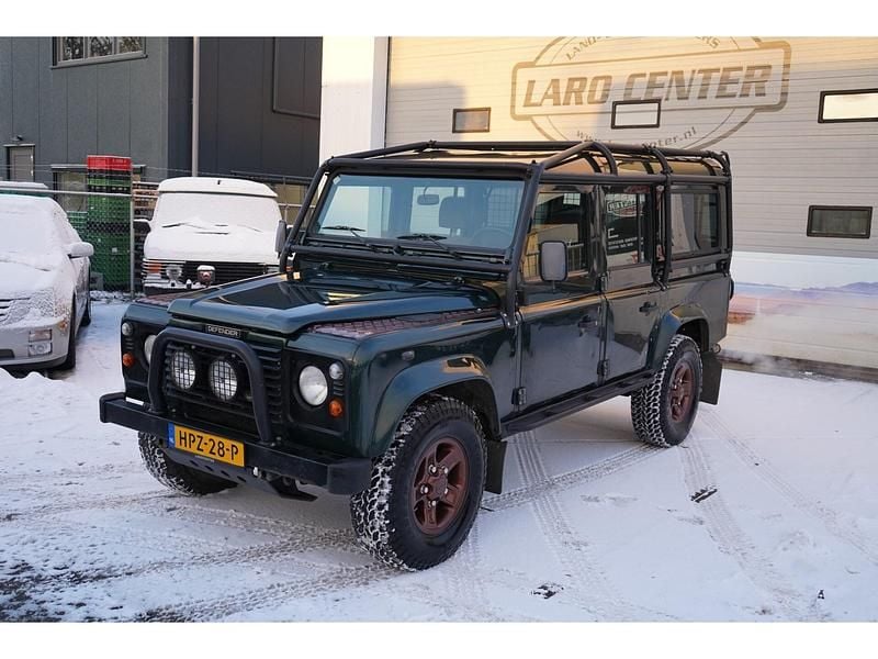 Groen Occasion 2004 Land Rover Defender SUV | € 26.950 (Eerlijke prijs) - Afbeelding 1/4
