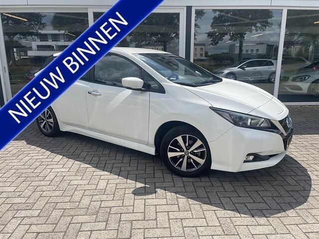 Wit Gebruikt 2020 Nissan Leaf Acenta Hatchback | € 10.950 (Eerlijke prijs) - Afbeelding 1/4