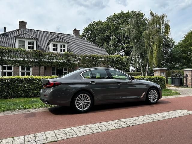 Occasion BMW 520 Executive 2021 Grijs (metallic) Sedan