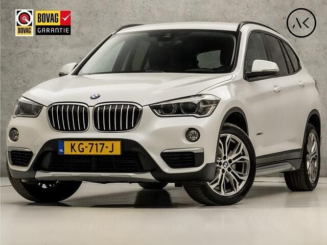 Wit Occasion 2016 BMW X1 Executive SUV | € 17.945 (Eerlijke prijs) - Afbeelding 1/4