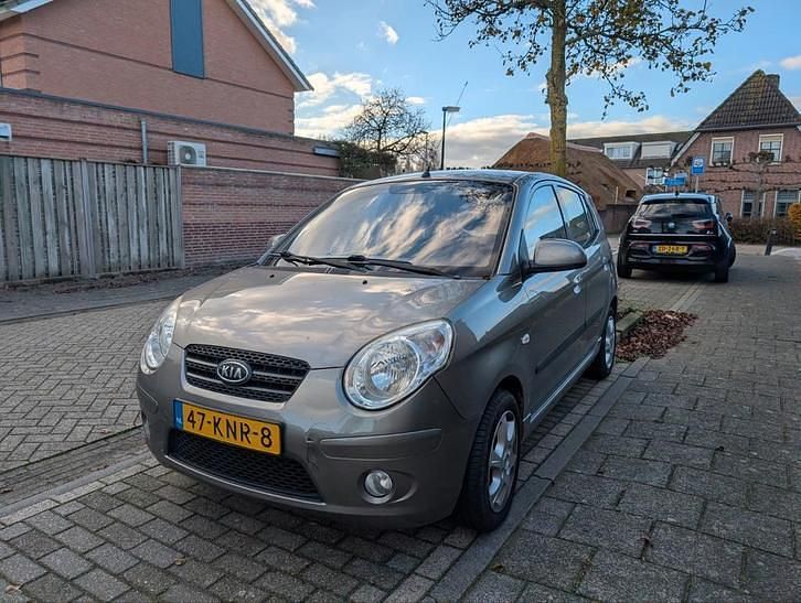 Occasion 2010 Kia Picanto Hatchback | € 1.400 (Eerlijke prijs) - Afbeelding 1/4