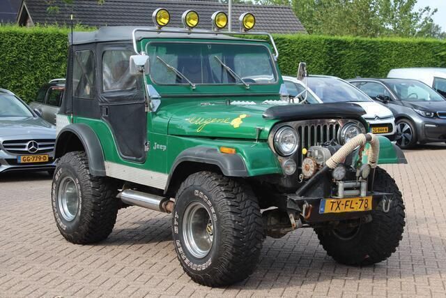 Groen Gebruikt 1974 Jeep CJ | € 17.950 - Afbeelding 1/4