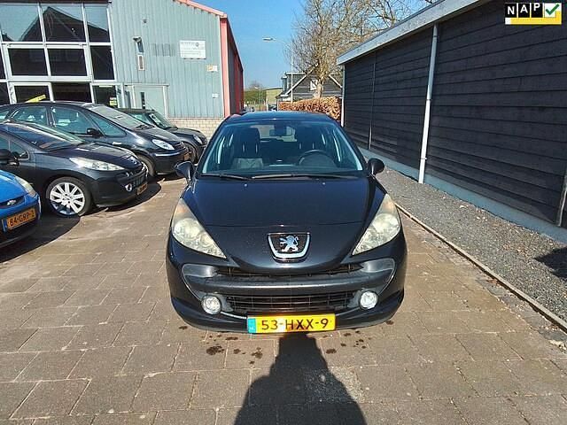 Zwart Gebruikt 2009 Peugeot 207 Hatchback | € 4.448 (Duur) - Afbeelding 1/4