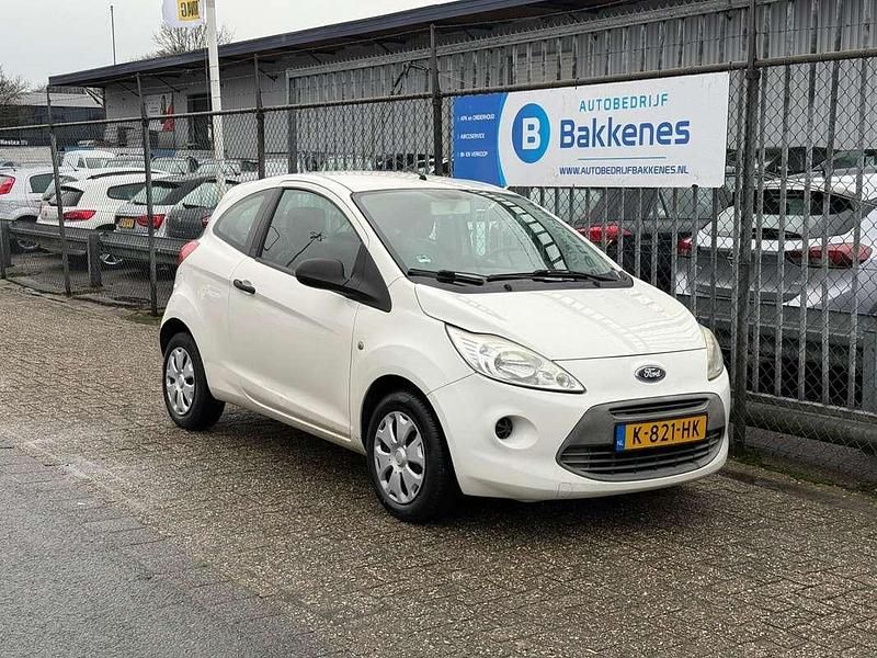Wit Gebruikt 2010 Ford Ka Cool & Sound Edition Hatchback | € 1.495 (Goede deal) - Afbeelding 1/3