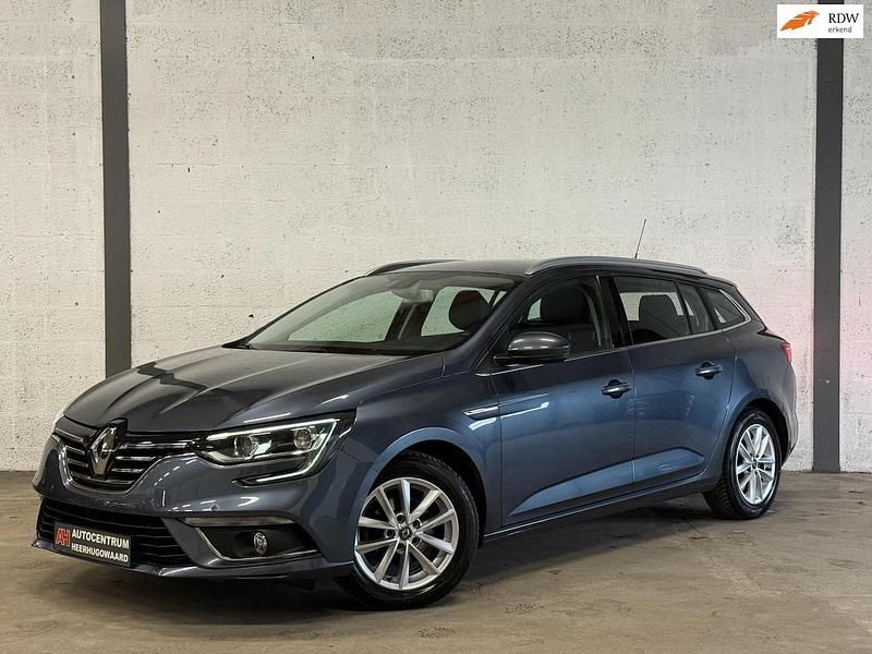 Grijs (metallic) Occasion 2019 Renault Mégane GrandTour Intens Stationwagen | € 12.450 (Super prijs) - Afbeelding 1/4