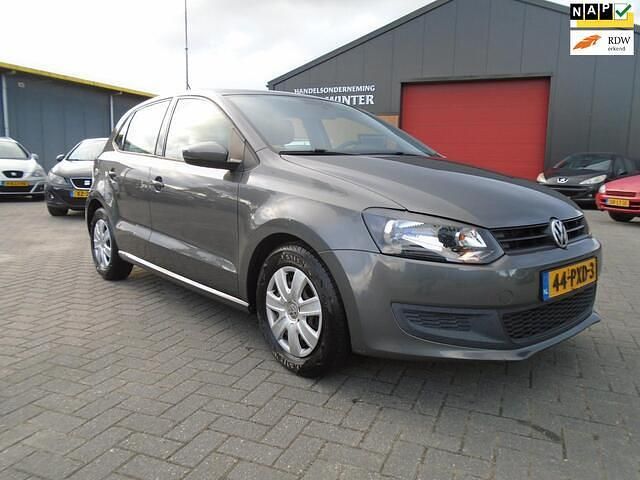 Grijs Gebruikt 2011 VW Polo Trendline Hatchback | € 3.250 (Goede deal) - Afbeelding 1/4