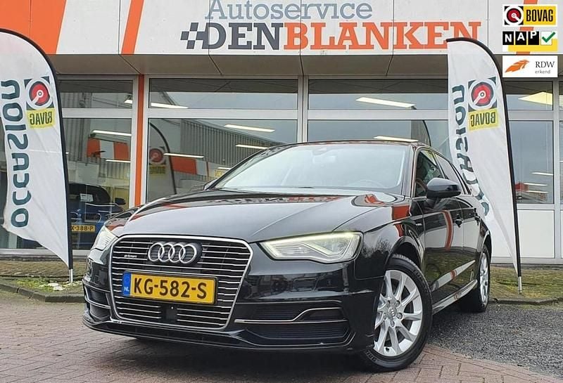 Zwart Gebruikt 2016 Audi A3 Sportback e-tron Proline Hatchback | € 13.950 (Eerlijke prijs) - Afbeelding 1/4