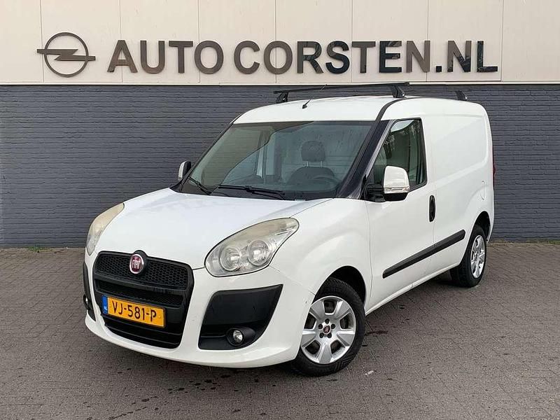 Wit Gebruikt 2014 Fiat Doblò MPV | € 3.240 (Goede deal) - Afbeelding 1/4