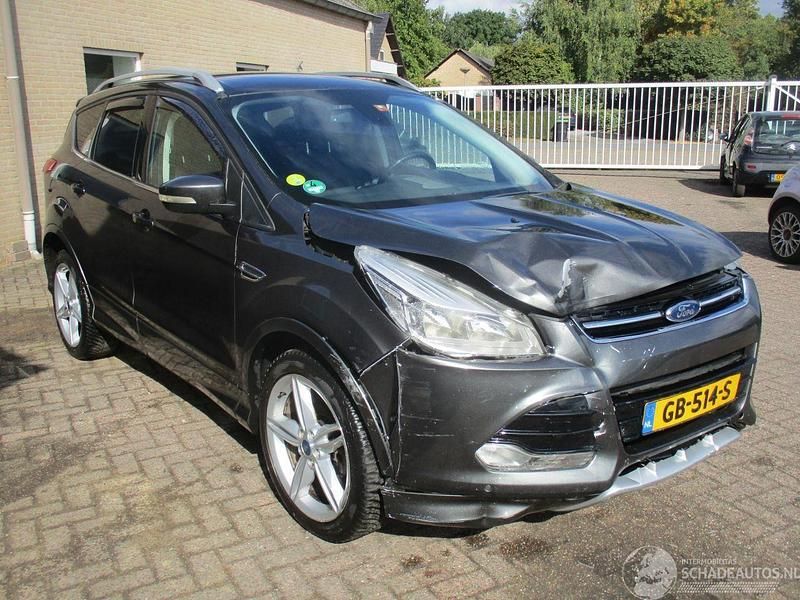 Grijs Gebruikt 2015 Ford Kuga ST SUV | € 5.250 - Afbeelding 1/4