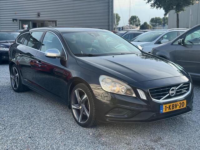 Occasion Volvo V60 R-Design 180 PK (132 kW) 2013 Zwart Stationwagen