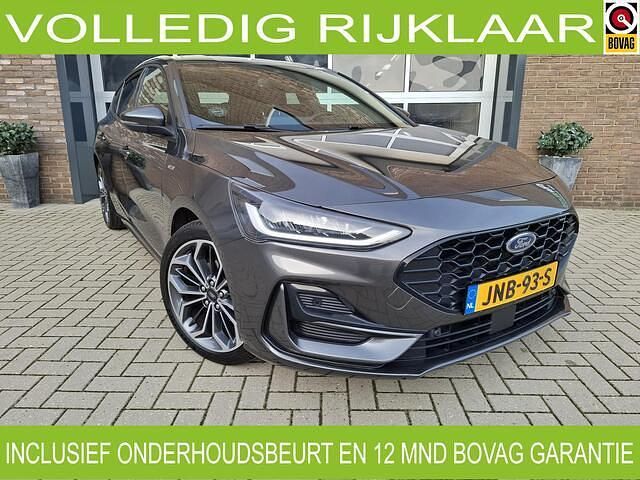 Grijs Gebruikt 2023 Ford Focus ST-Line X Hatchback | € 24.950 (Eerlijke prijs) - Afbeelding 1/4
