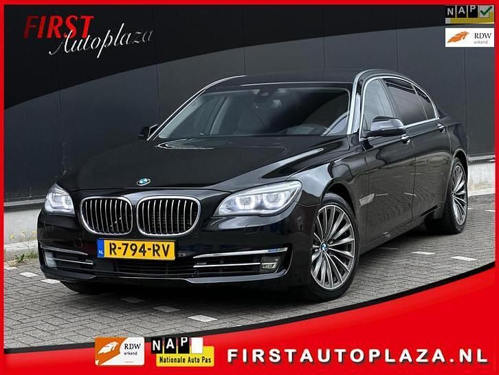 Zwart Gebruikt 2012 BMW 750L Exclusive Sedan | € 16.950 - Afbeelding 1/4