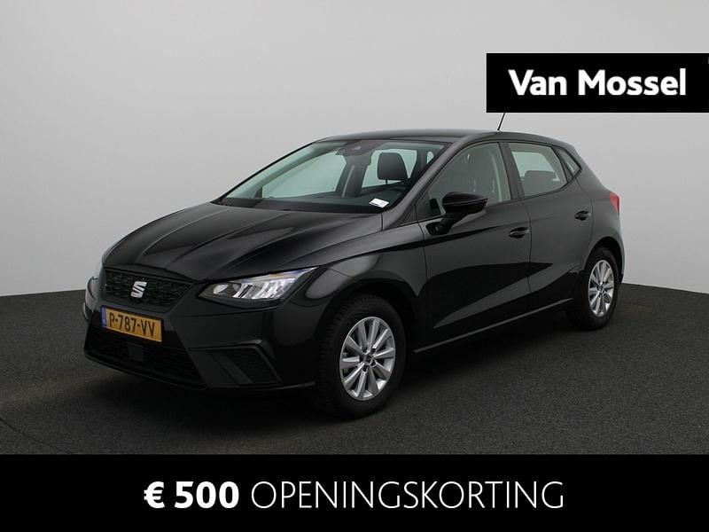 Zwart Gebruikt 2022 Seat Ibiza Business Hatchback | € 16.444 (Eerlijke prijs) - Afbeelding 1/4