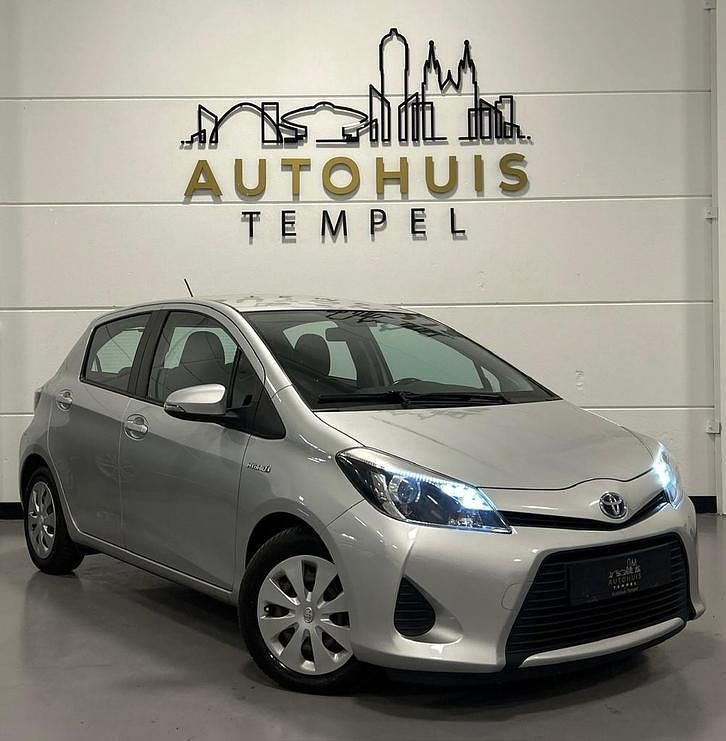 Occasion 2013 Toyota Yaris Hatchback | € 8.999 (Goede deal) - Afbeelding 1/4