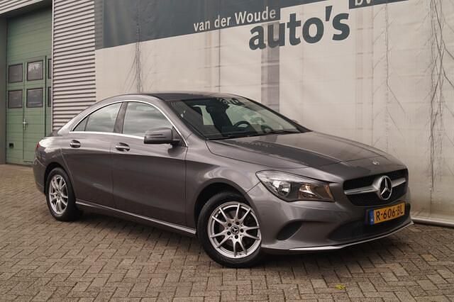 Occasion Mercedes CLA180 Edition 108 PK (79 kW) 2017 Grijs Sedan