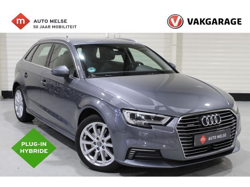 Grijs Gebruikt 2020 Audi A3 Design Hatchback | € 22.950 (Goede deal) - Afbeelding 1/4