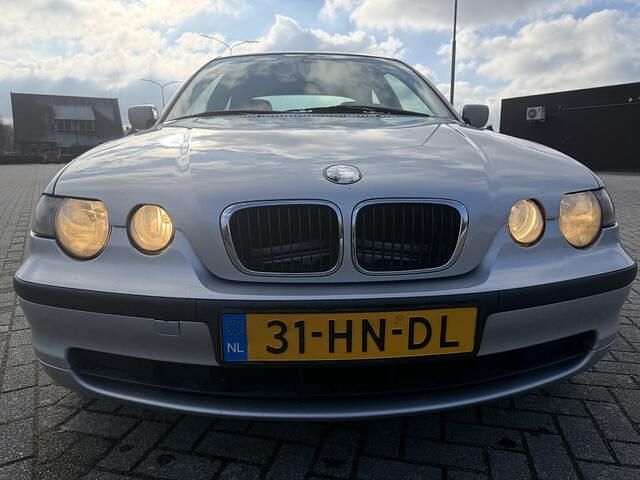 Occasion BMW 316 Compact Executive 116 PK (85 kW) 2001 Grijs (metallic) Hatchback