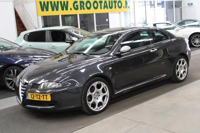 Grijs Gebruikt 2007 Alfa Romeo GT Distinctive Coupé | € 1.744 (Super prijs) - Afbeelding 1/4