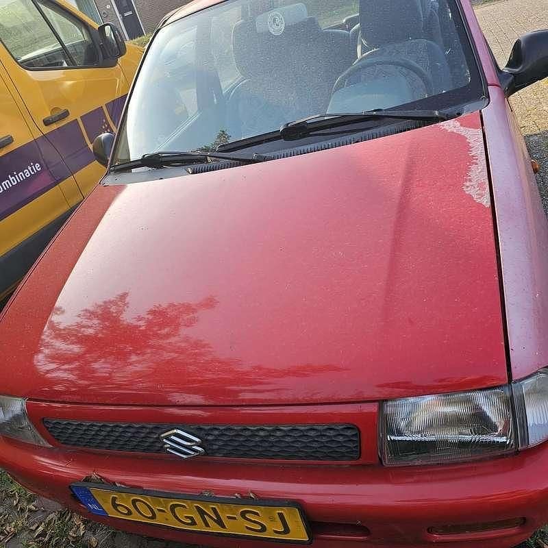 Rood Gebruikt 2001 Suzuki Alto Hatchback | € 500 (Super prijs) - Afbeelding 1/4
