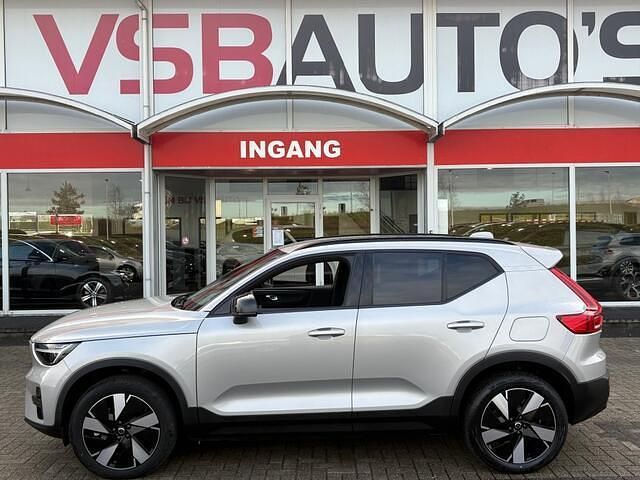 Nieuw Volvo XC40 Plus 185 kW (252 PK) 2025 Grijs SUV