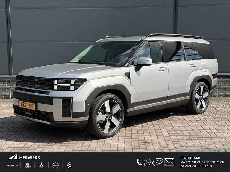 Typhoon silver Nieuw 2025 Hyundai Santa Fe SUV | € 63.885 (Duur) - Afbeelding 1/4
