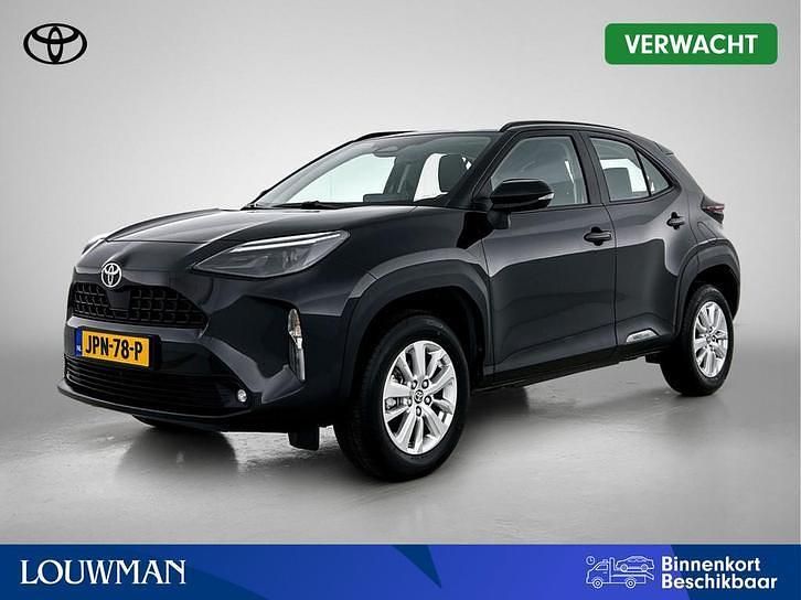 Zwart metallic Occasion 2024 Toyota Yaris Active SUV | € 28.450 (Eerlijke prijs) - Afbeelding 1/4