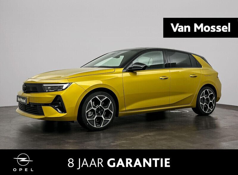 Geel Nieuw 2025 Opel Astra Ultimate Hatchback | € 48.265 (Duur) - Afbeelding 1/4