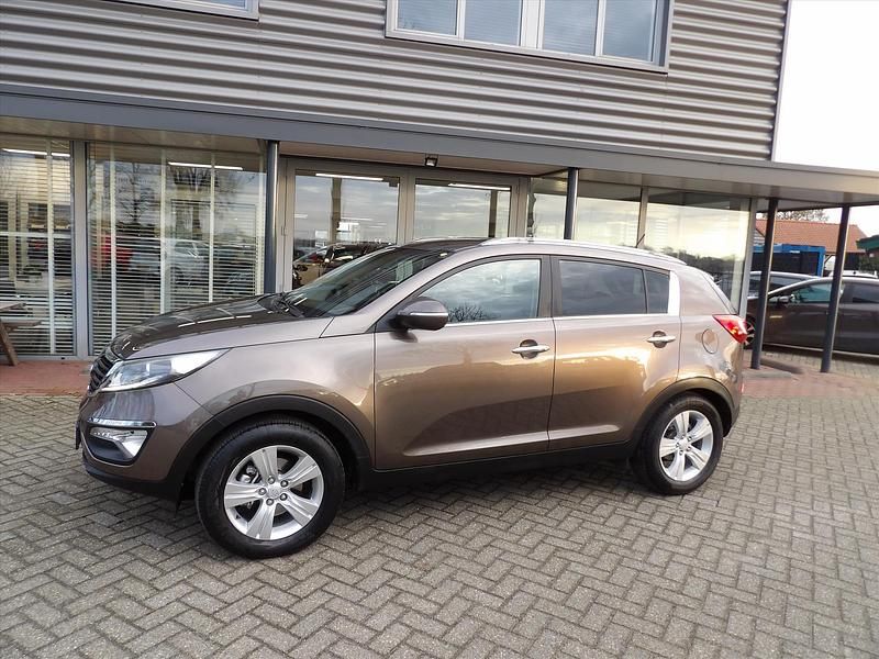 Occasion Kia Sportage Plus 163 PK (119 kW) 2010 Bruin (metallic) SUV
