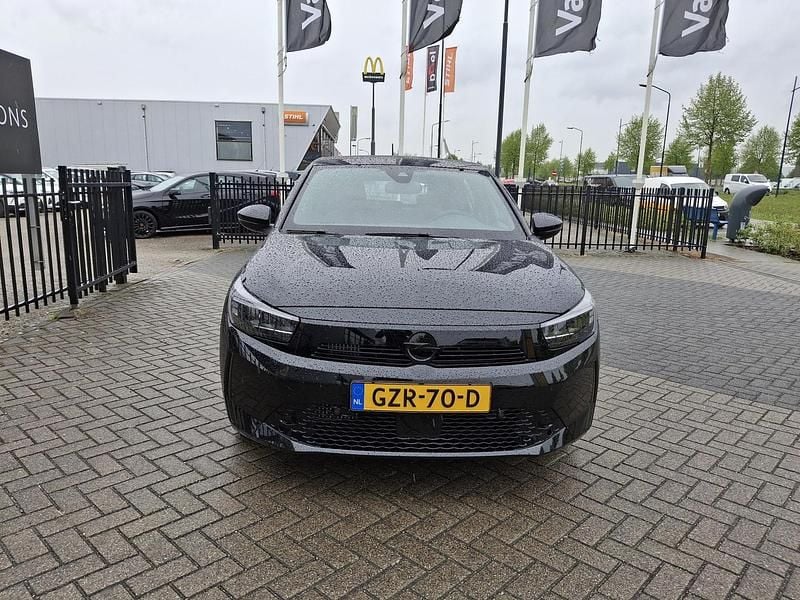 Occasion Opel Corsa 102 PK (75 kW) 2024 Zwart Hatchback