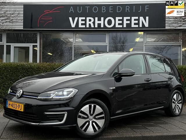 Zwart Occasion 2020 VW e-Golf Hatchback | € 12.875 (Goede deal) - Afbeelding 1/4