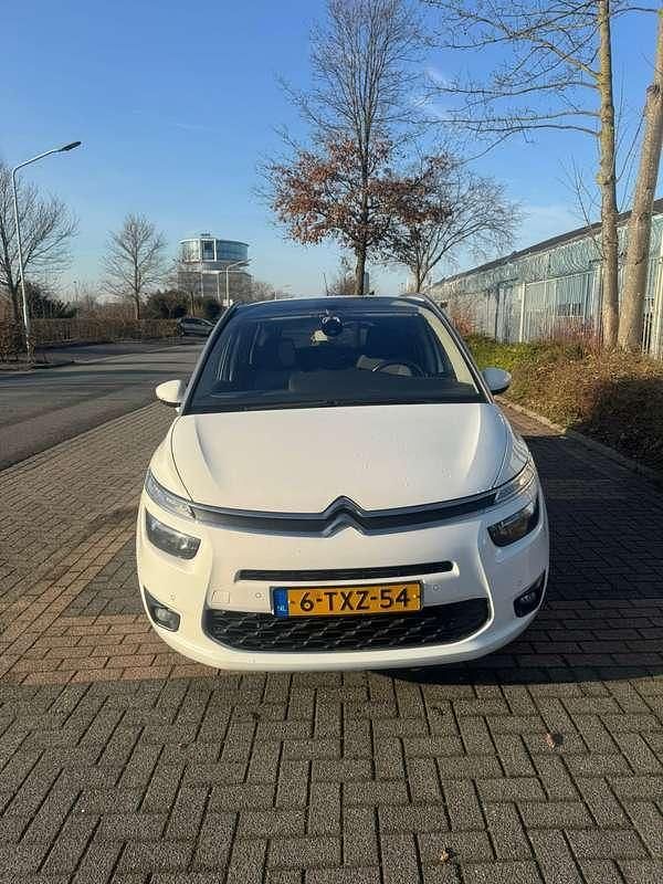 Wit Occasion 2014 Citroën C4 Picasso Intensive MPV | € 6.000 (Eerlijke prijs) - Afbeelding 1/4