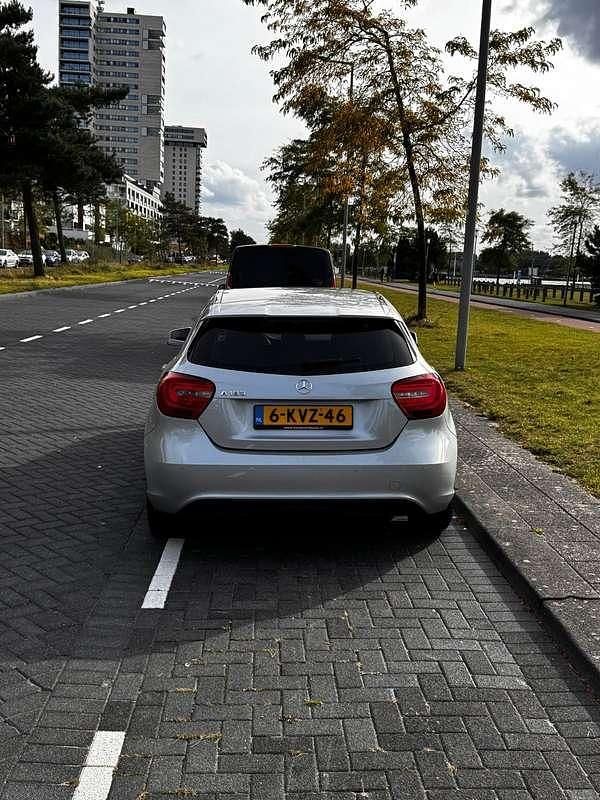 Occasion Mercedes A180 Edition 122 PK (89 kW) 2013 Zilver Hatchback