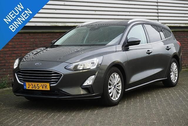 Grijs Gebruikt 2020 Ford Focus Business Edition Stationwagen | € 14.450 (Goede deal) - Afbeelding 1/4